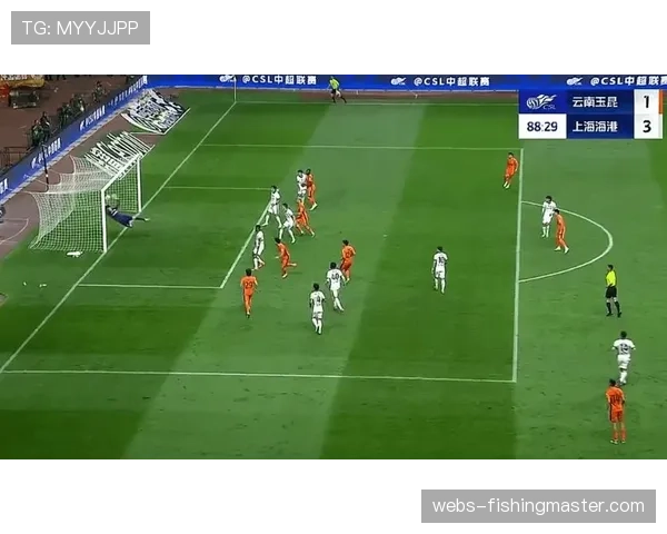 门线悬案！皮球整体是否过线引发争议，VAR无法给出清晰画面